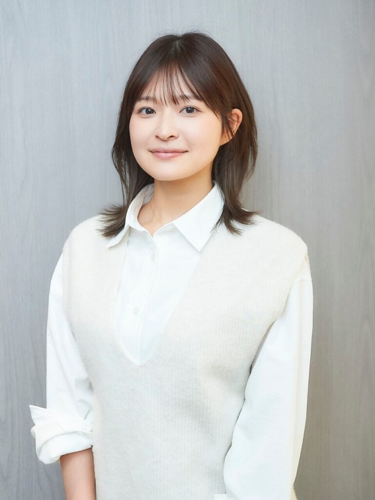 大塚綾